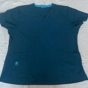 Carhartt scrub top
